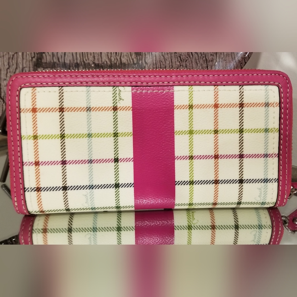 COACH Vintage Tattersall Heritage Plaid Full Zip Wallet. LIKE NEW! - Picture 6 of 7